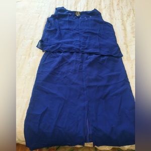 skirt & top set (Size 22)